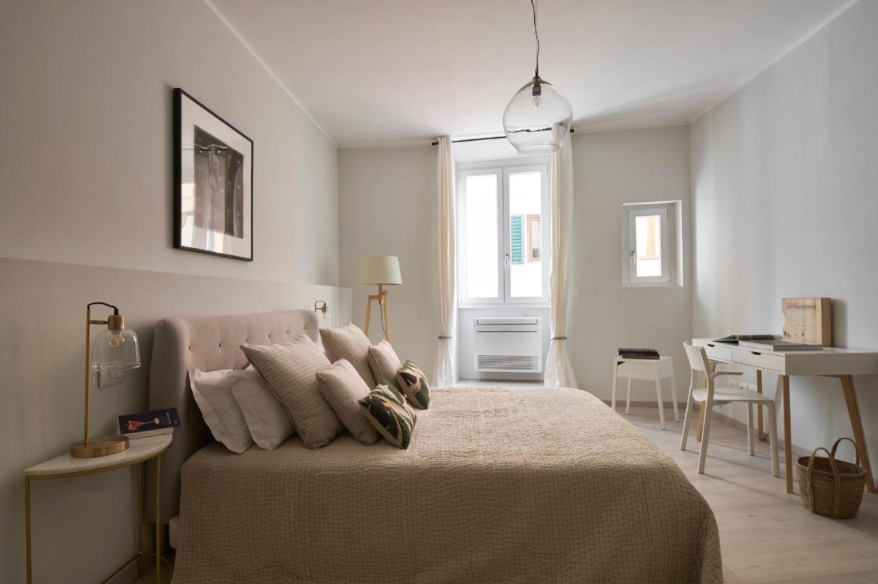 3 Master Bedrooms With Balcony On The River With Views Firenze Kültér fotó